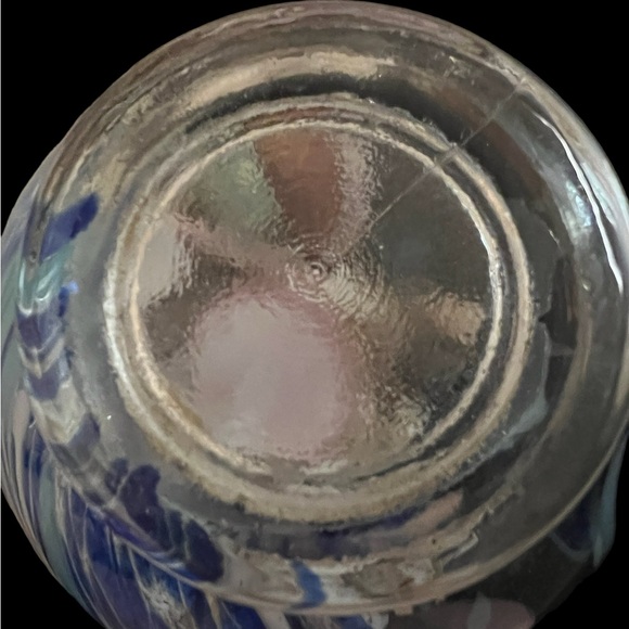 Hand blown glass “sand-globe” filled with shells & sand - Picture 4 of 5